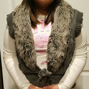 I am selling a coat.